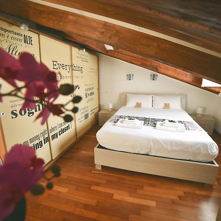 Le Dimore Di Mazzini Appartement Triëst Buitenkant foto